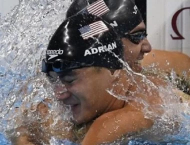 Μάχη για την ζωή δίνει ο πέντε φορές χρυσός Ολυμπιονίκης της κολύμβησης Ν. Άντριαν (φωτο)